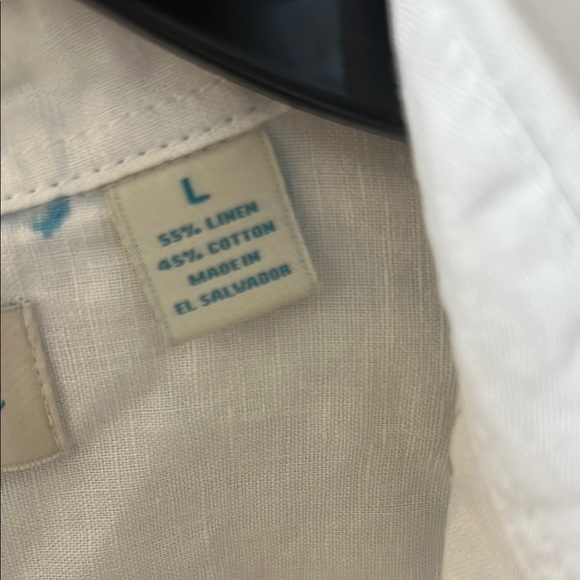 Men Caribbean White and Blue Dress Shirt Floral Elegance - Picture 3 of 4